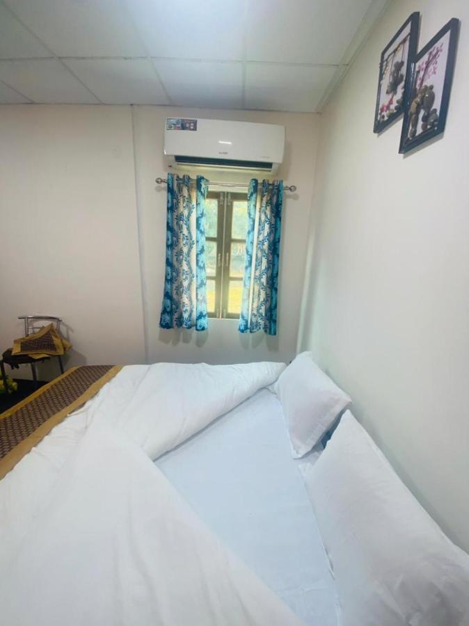 Lushy Days Boom Camp Hotel Tanakpur Eksteriør billede